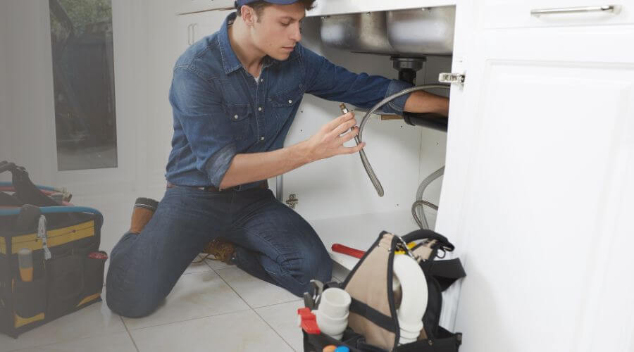 Local annual plumbing maintenance in Earlville, IA